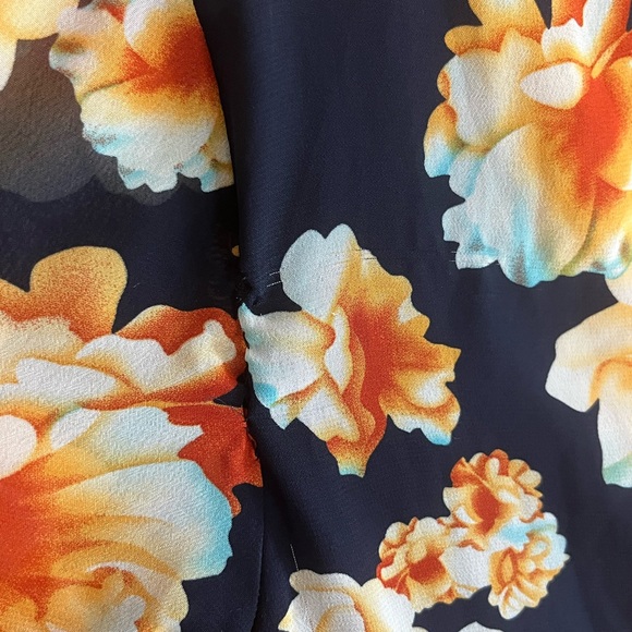 Betsey‎ Johnson Navy Floral Bell Sleeve Tie Neck Mini Dress Size 10 - Picture 10 of 10